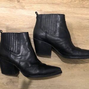 Sam Edelman Winona Western Ankle Booties // Size 7.5